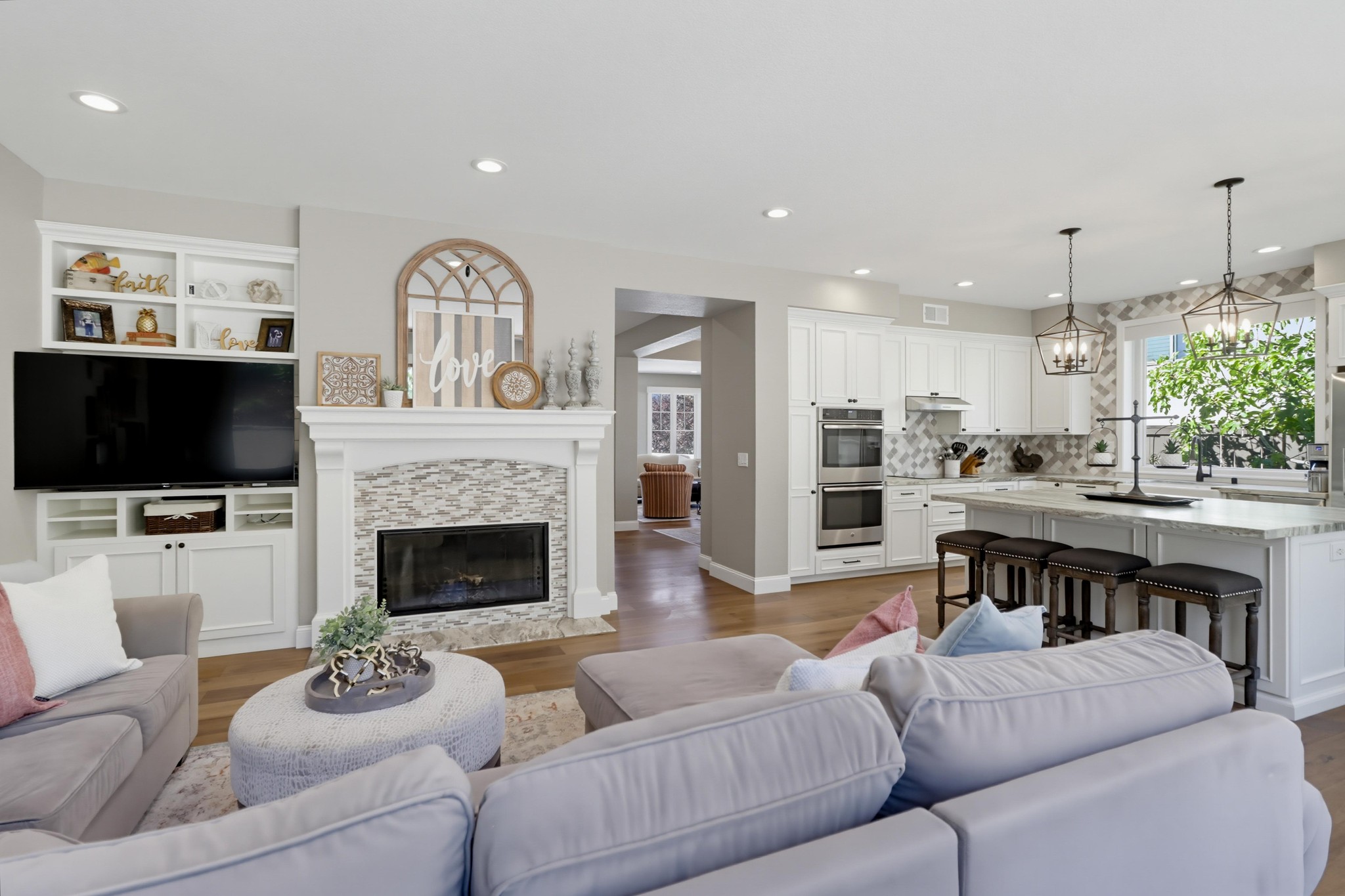 Virtual tour photo 29 of 106 for 16585 N Woodson Dr