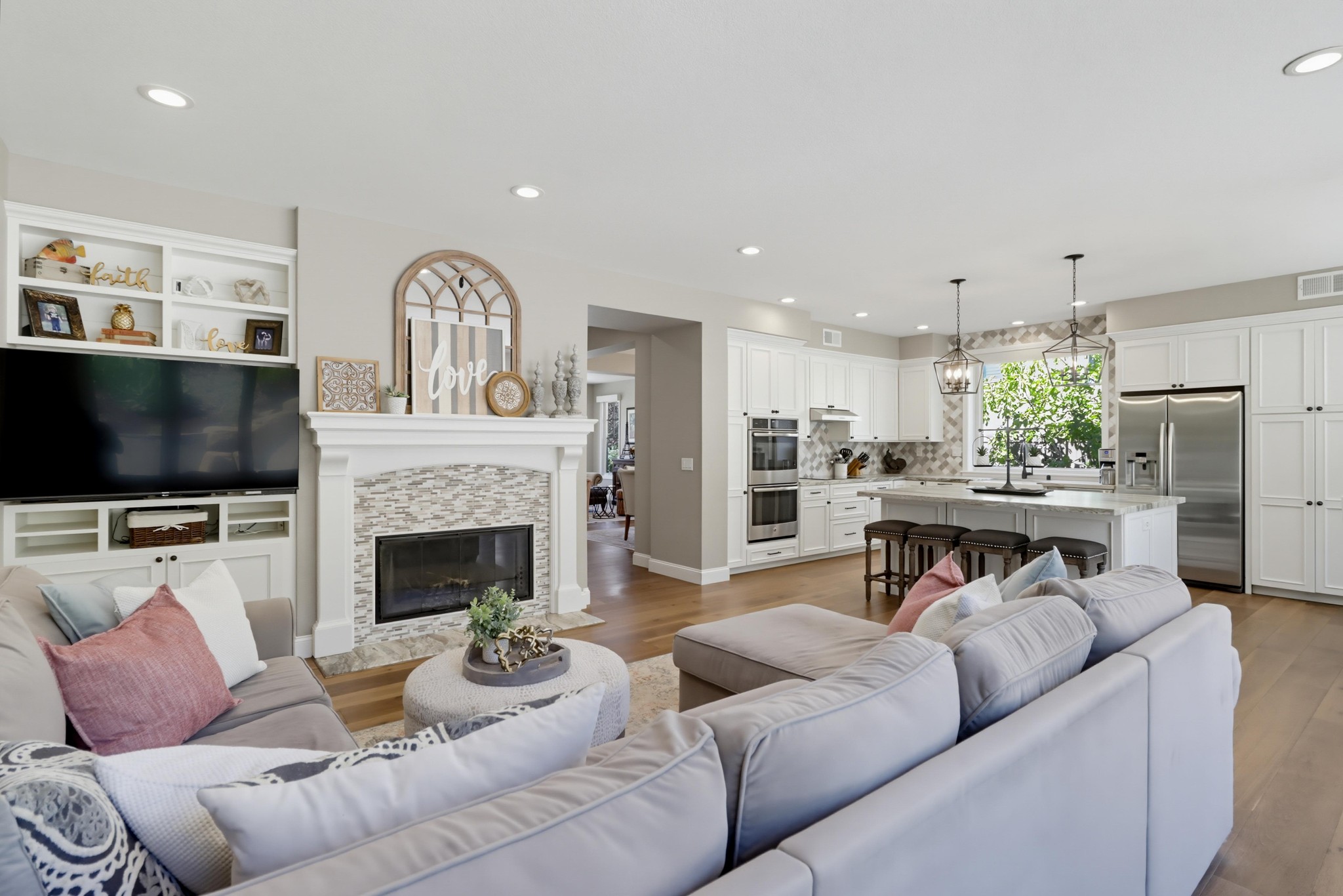 Virtual tour photo 30 of 106 for 16585 N Woodson Dr
