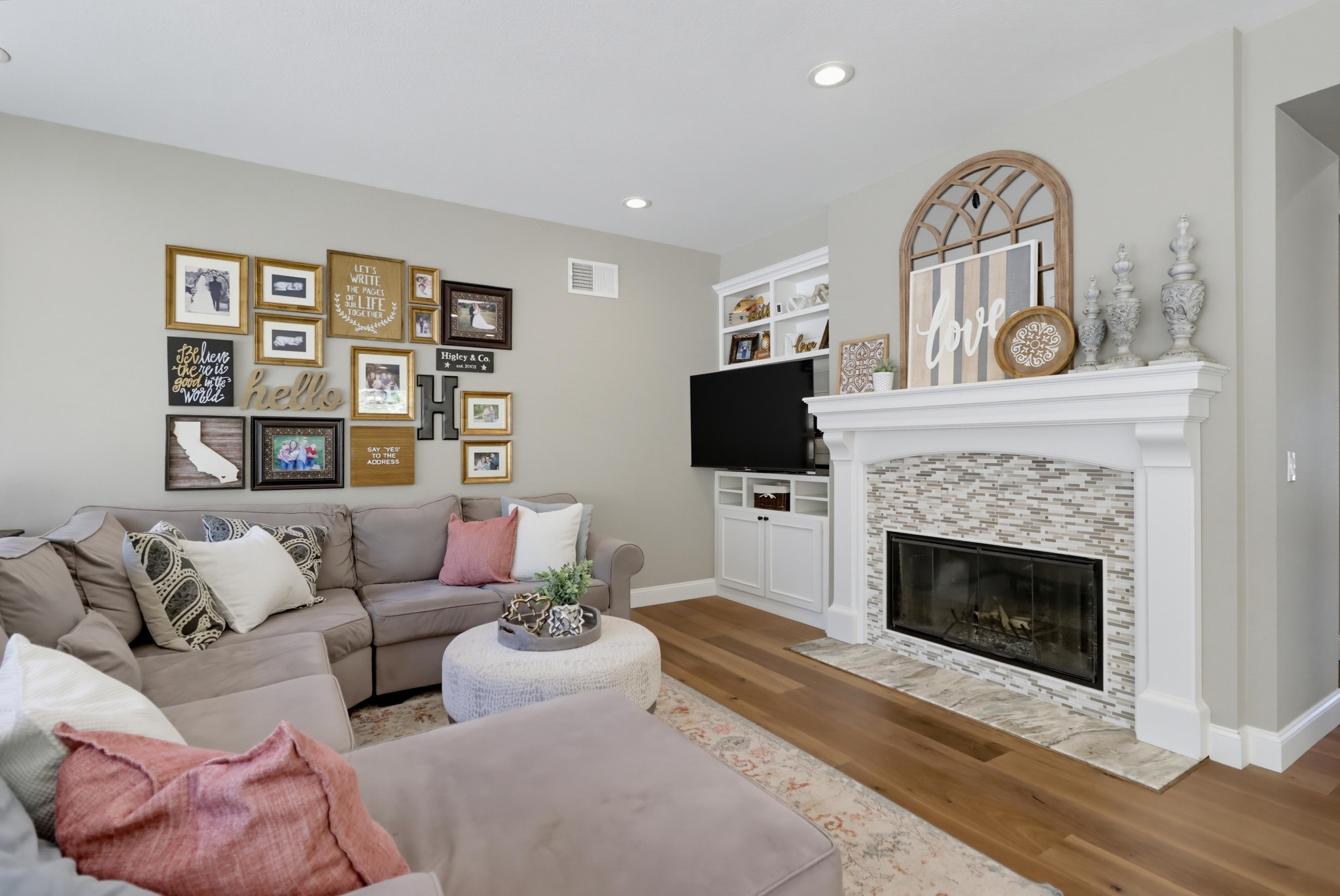 Virtual tour photo 32 of 106 for 16585 N Woodson Dr