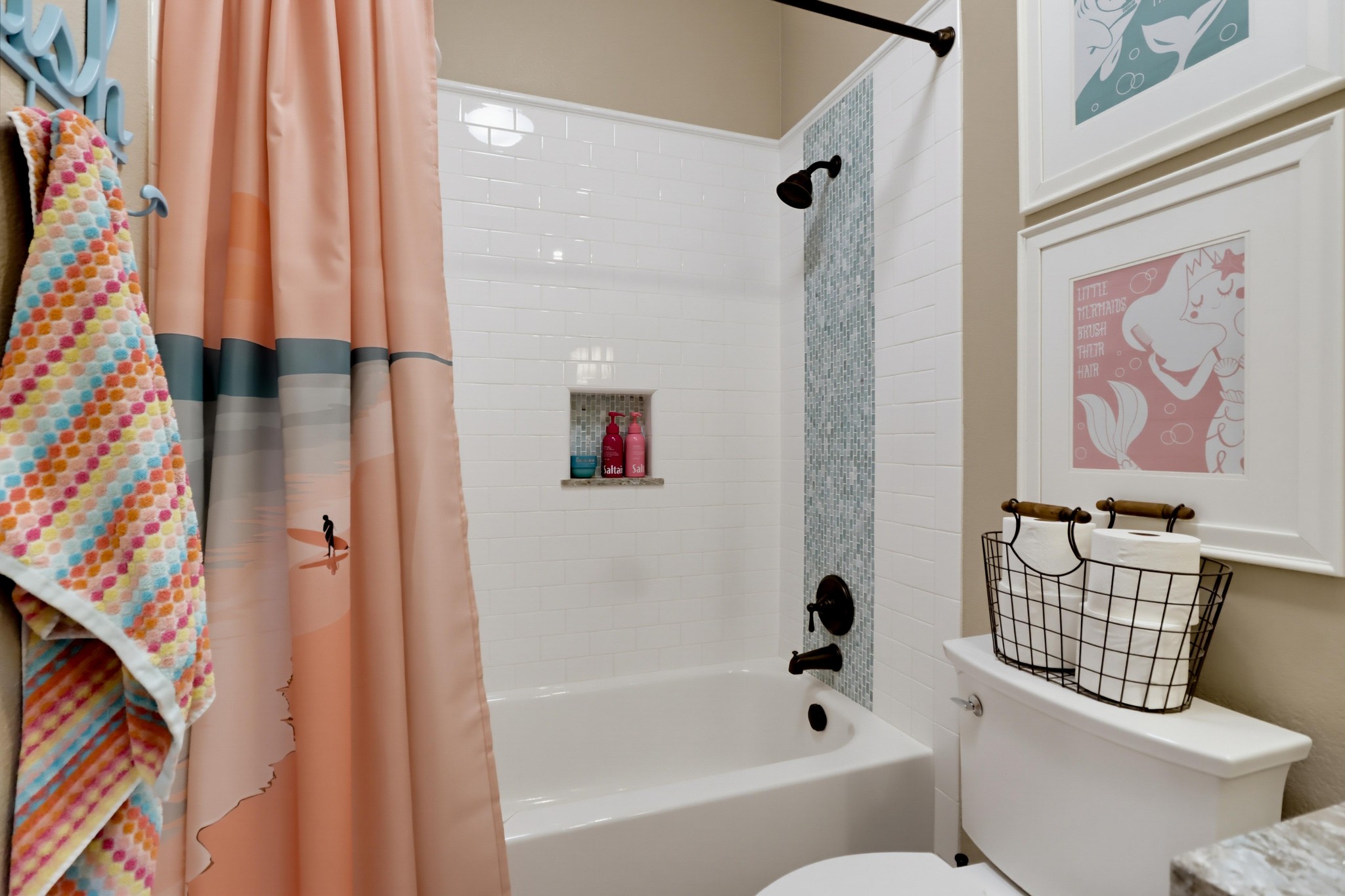 Virtual tour photo 42 of 106 for 16585 N Woodson Dr