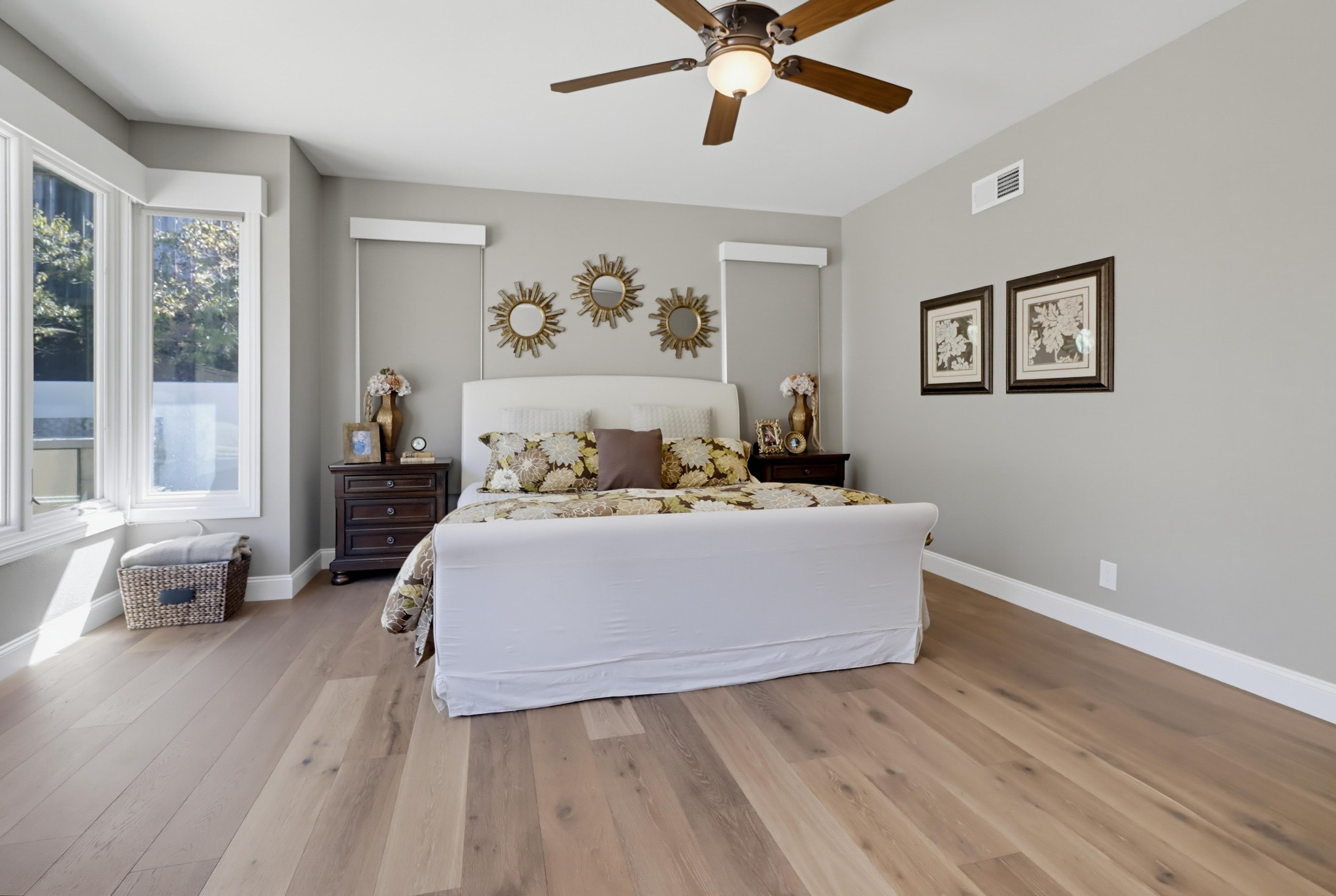 Virtual tour photo 50 of 106 for 16585 N Woodson Dr