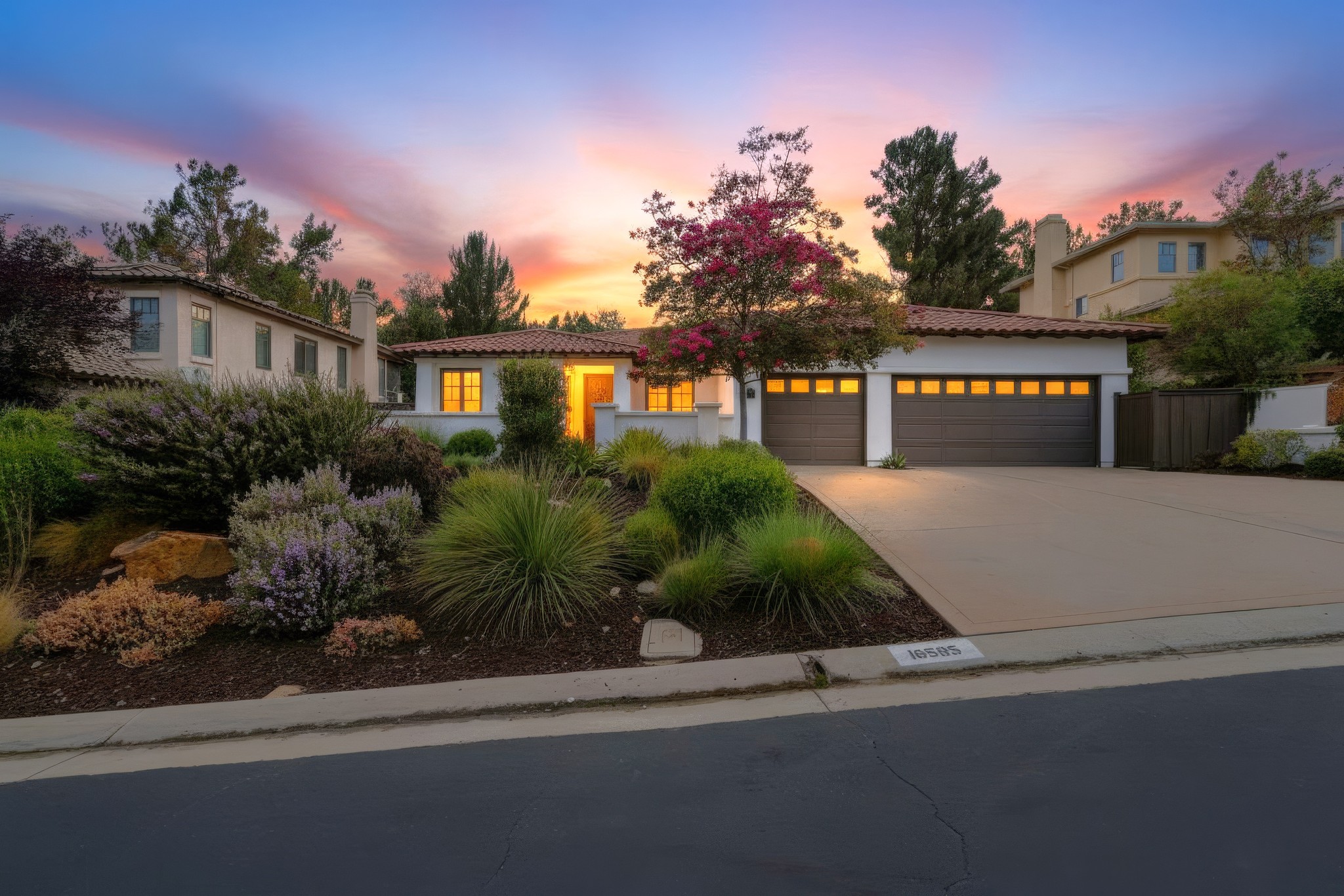Virtual tour photo 106 of 106 for 16585 N Woodson Dr