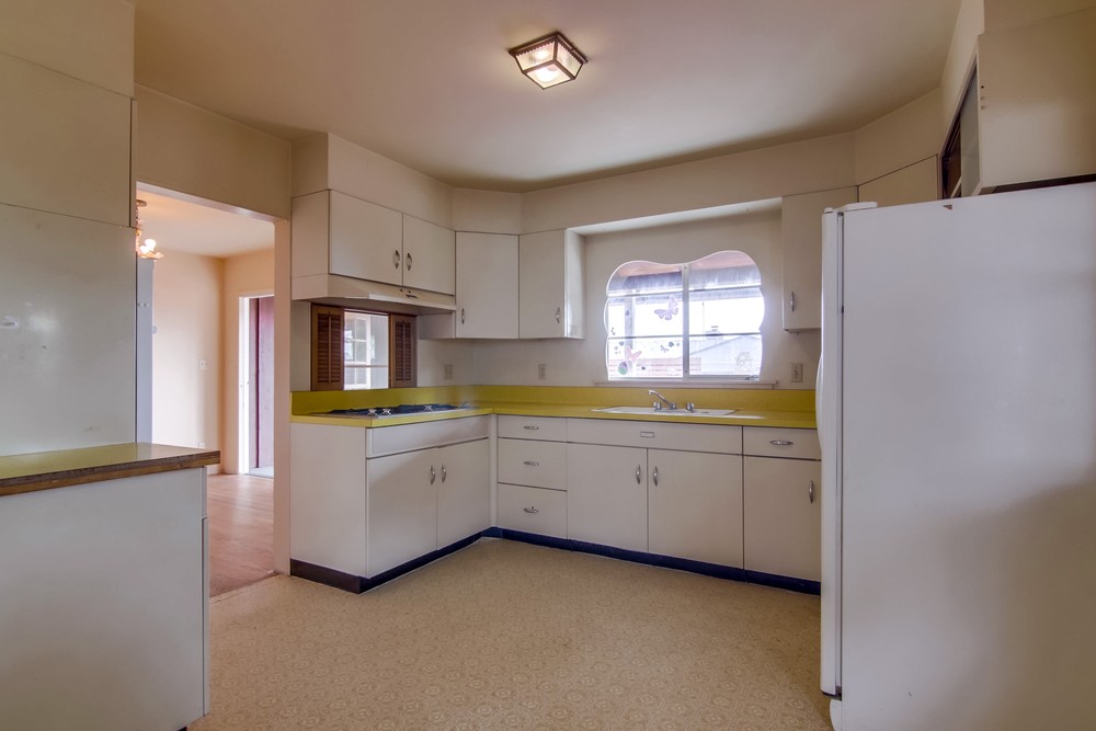 Virtual tour photo 23 of 58 for 1659 Chatsworth Blvd