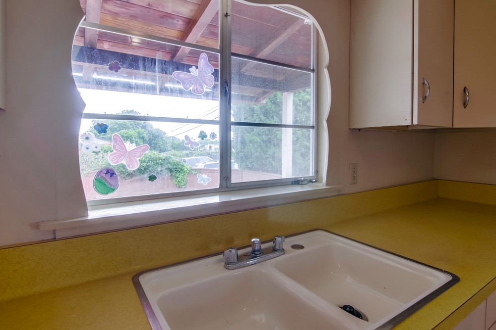 Virtual tour photo 28 of 58 for 1659 Chatsworth Blvd