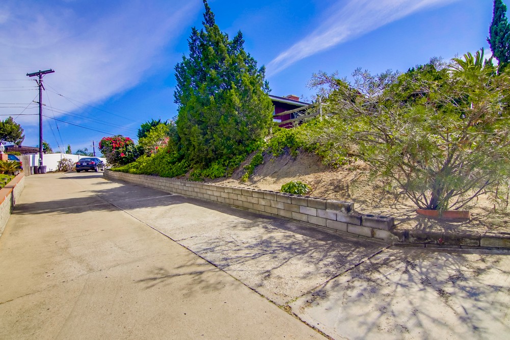 Virtual tour photo 55 of 58 for 1659 Chatsworth Blvd