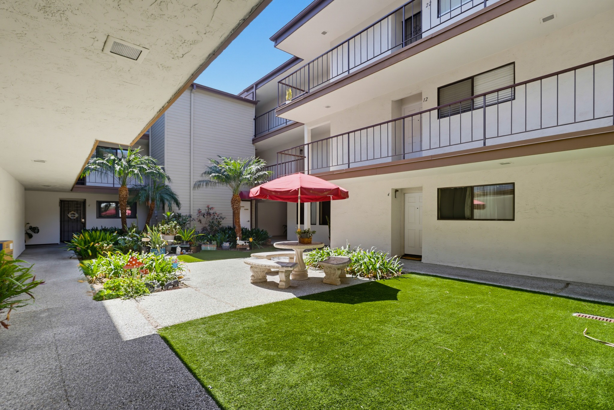 Virtual tour photo 4 of 42 for 166 3rd Ave Apt 6