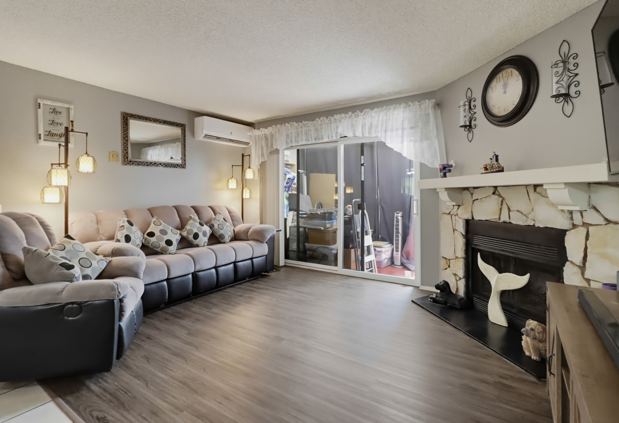Virtual tour photo 10 of 42 for 166 3rd Ave Apt 6