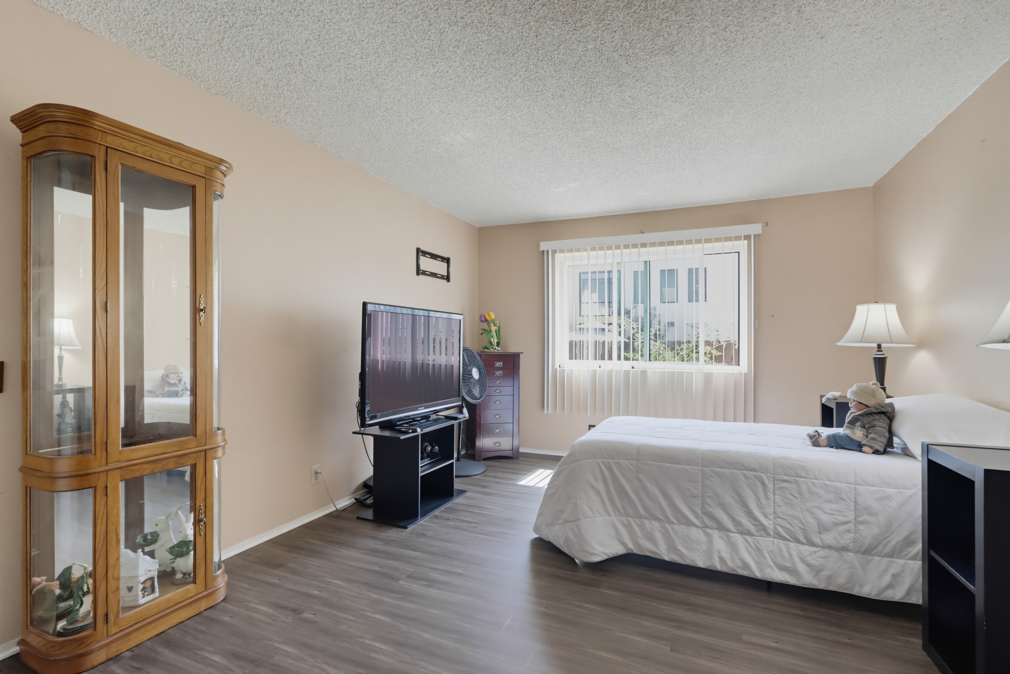Virtual tour photo 21 of 42 for 166 3rd Ave Apt 6