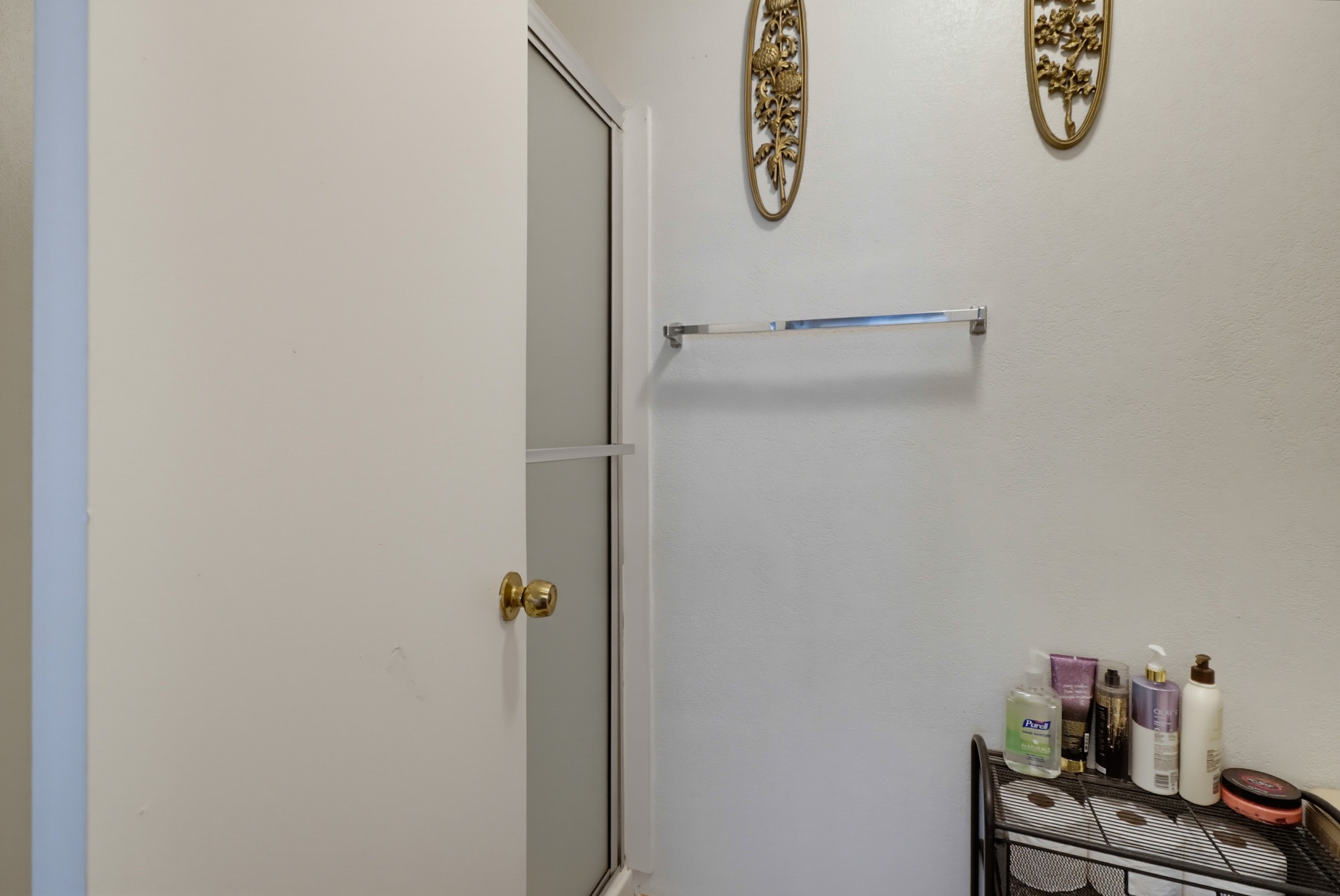 Virtual tour photo 25 of 42 for 166 3rd Ave Apt 6