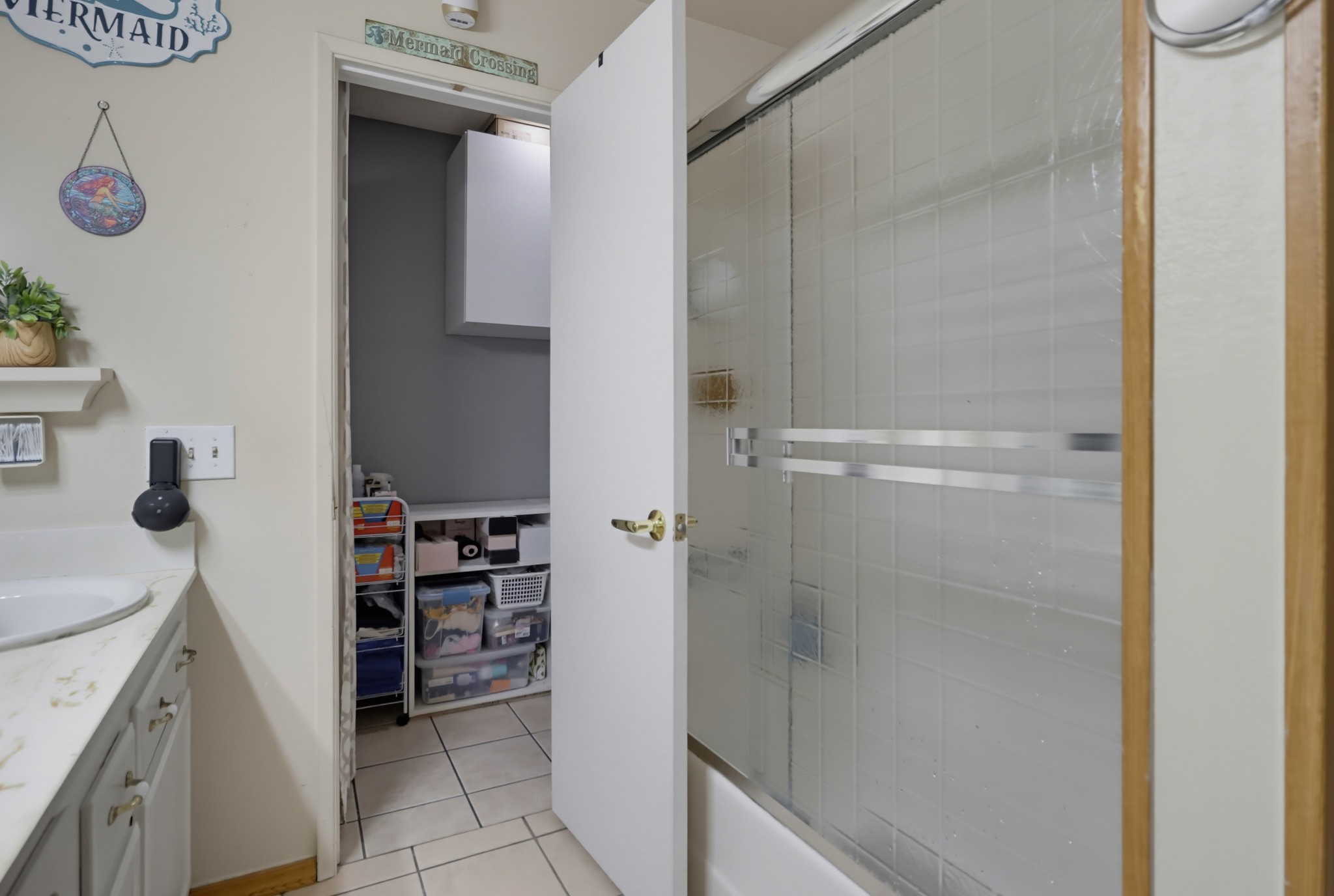 Virtual tour photo 34 of 42 for 166 3rd Ave Apt 6