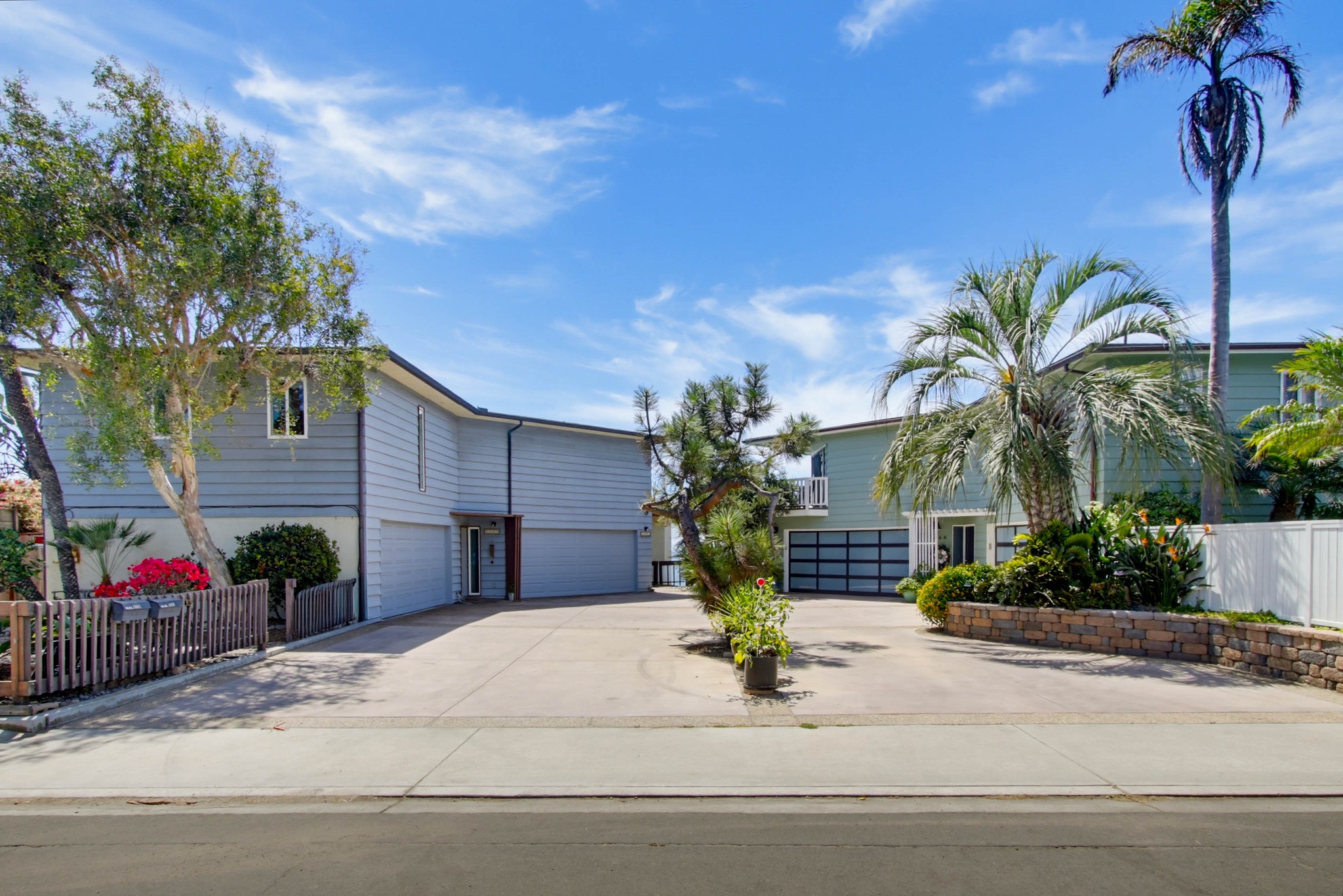Virtual tour photo 1 of 125 for 1660-62 Neptune Ave