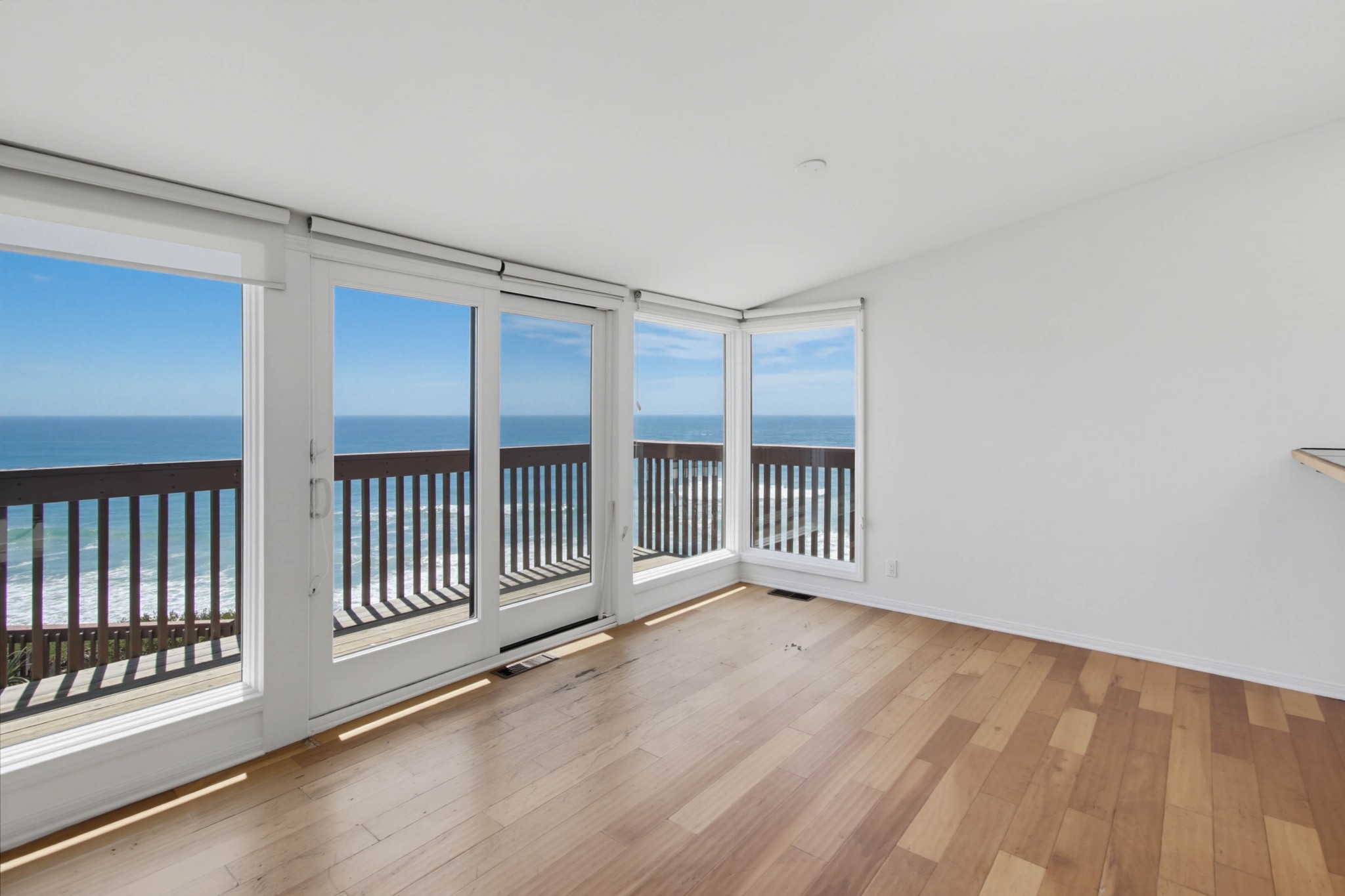 Virtual tour photo 15 of 125 for 1660-62 Neptune Ave