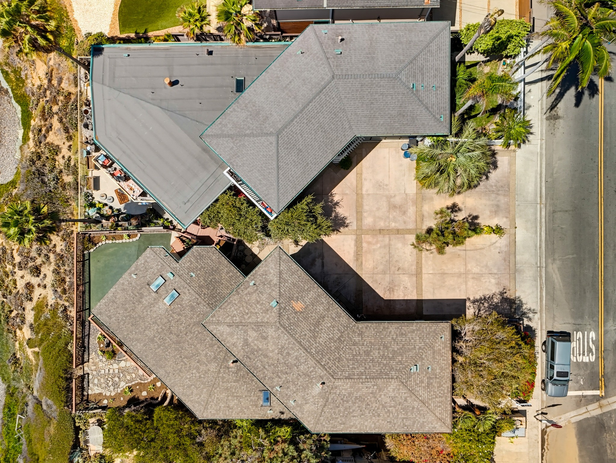 Virtual tour photo 97 of 125 for 1660-62 Neptune Ave