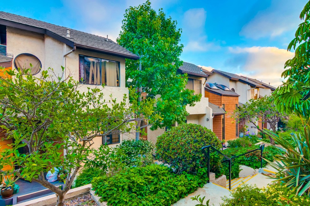 Virtual tour photo 7 of 48 for 1660 Chalcedony St UNIT J