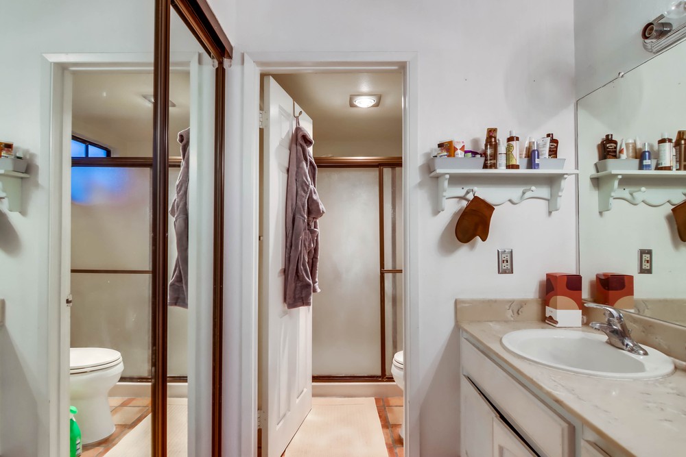Virtual tour photo 35 of 48 for 1660 Chalcedony St UNIT J