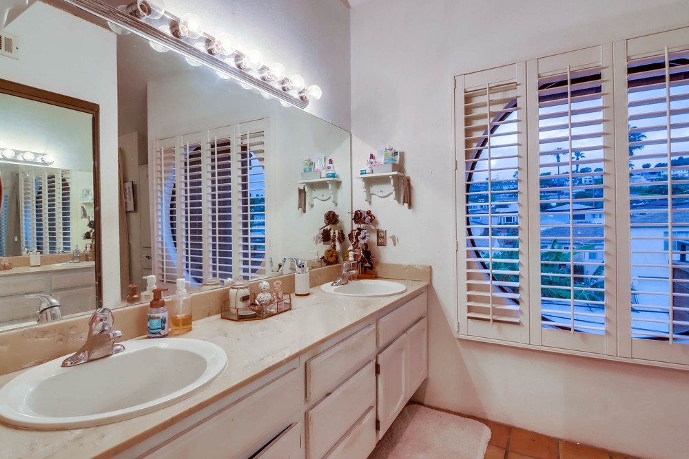 Virtual tour photo 37 of 48 for 1660 Chalcedony St UNIT J