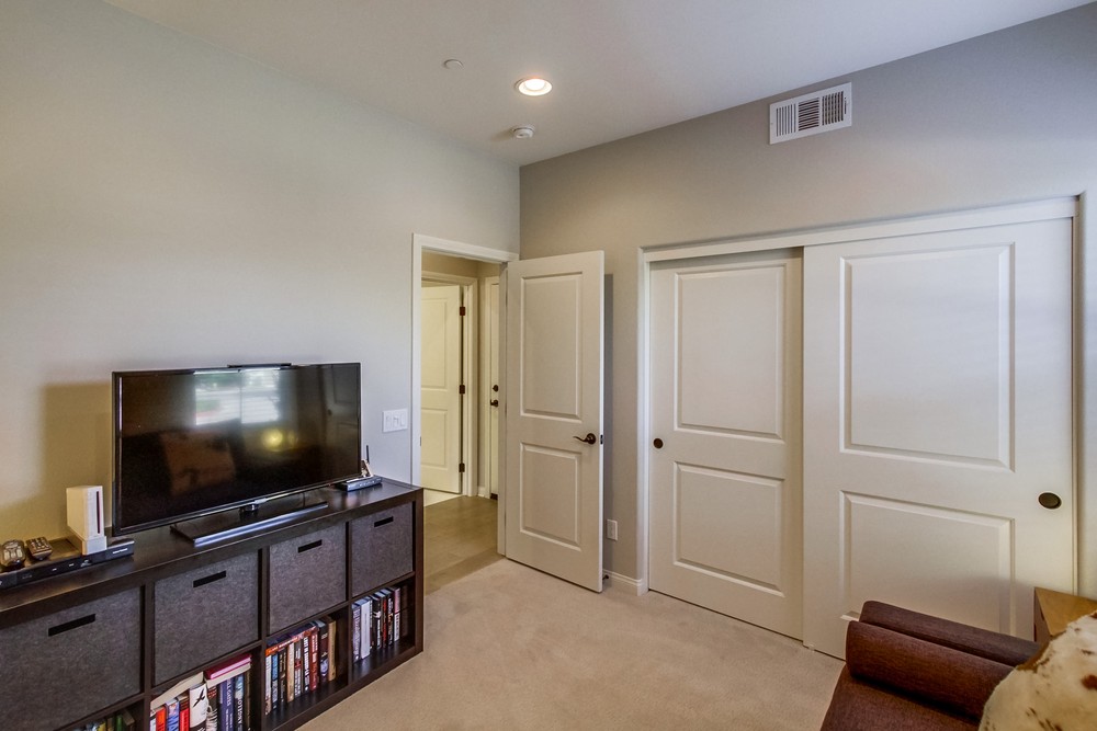 Virtual tour photo 18 of 39 for 16611 Gill Loop