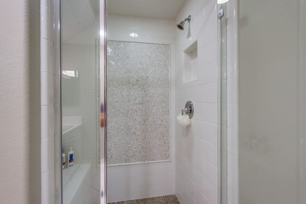 Virtual tour photo 20 of 39 for 16611 Gill Loop