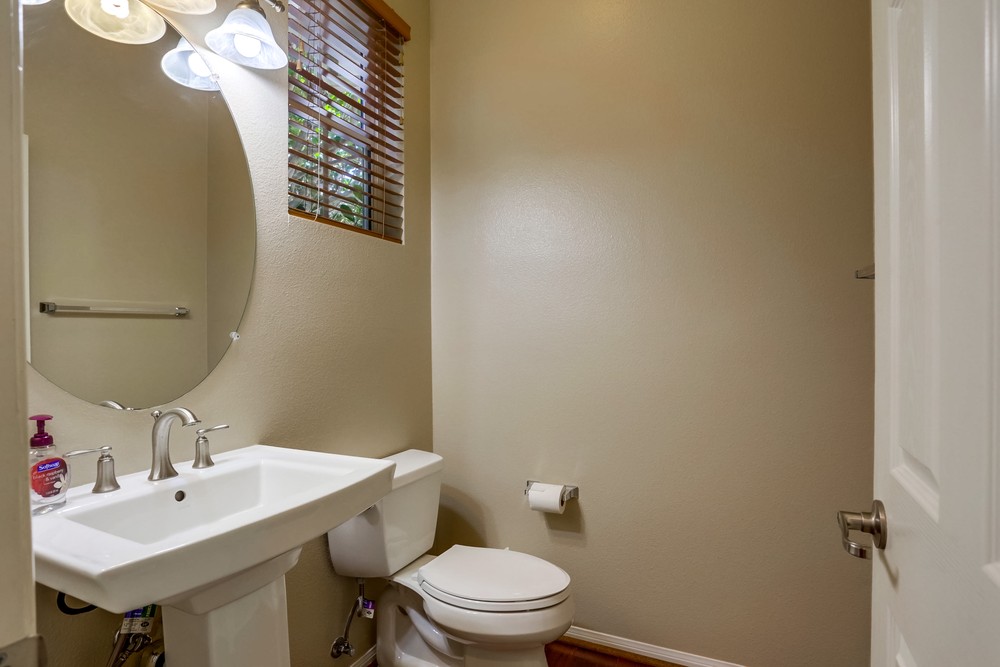 Virtual tour photo 16 of 39 for 16617 Deer Ridge Rd