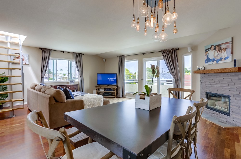 Virtual tour photo 7 of 40 for 1662 Moorland Dr