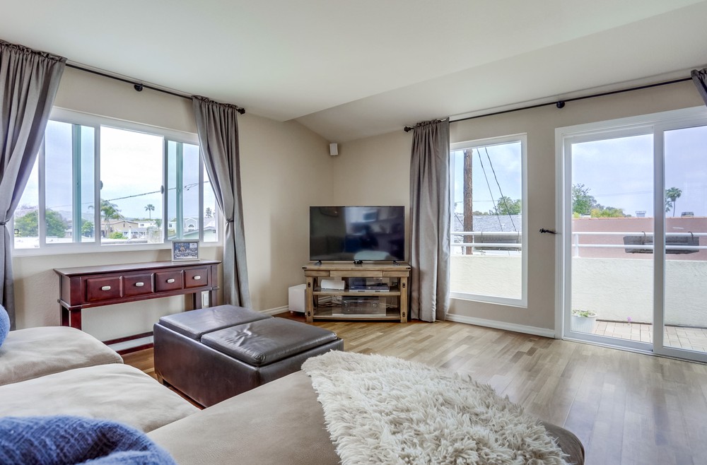 Virtual tour photo 8 of 40 for 1662 Moorland Dr