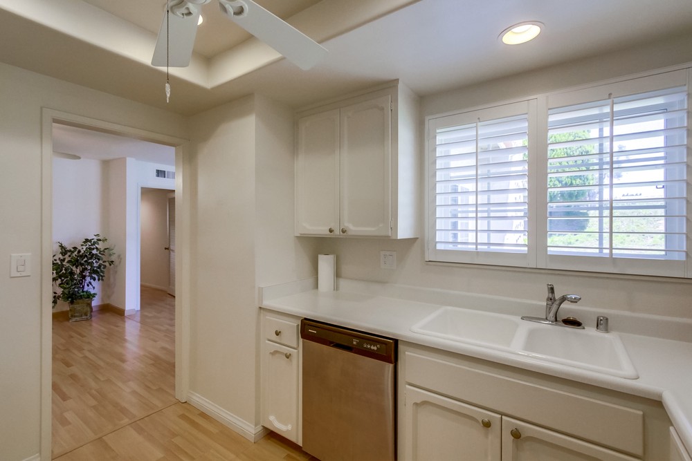 Virtual tour photo 14 of 29 for 16634 Diaz Dr