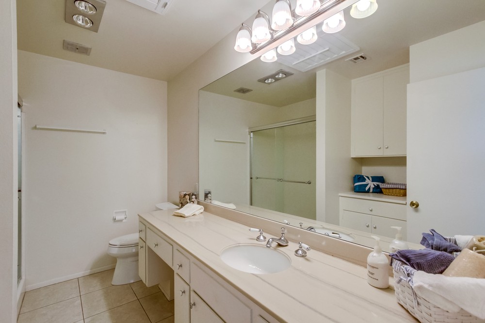 Virtual tour photo 19 of 29 for 16634 Diaz Dr