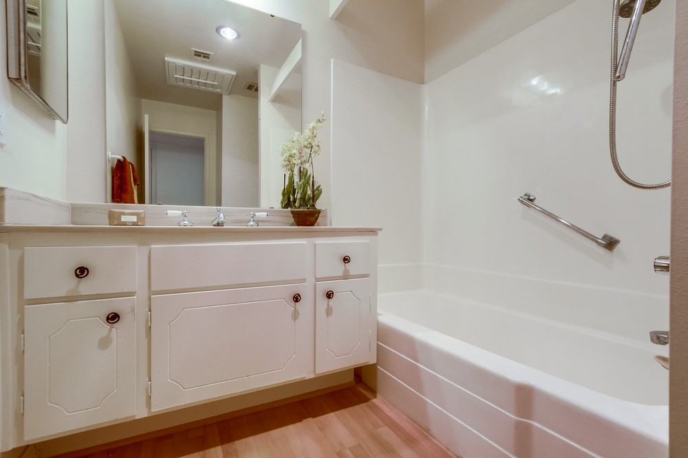 Virtual tour photo 23 of 29 for 16634 Diaz Dr