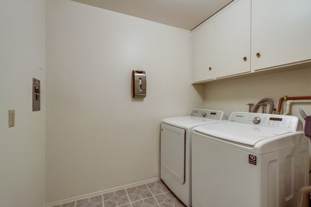 Virtual tour photo 25 of 29 for 16634 Diaz Dr