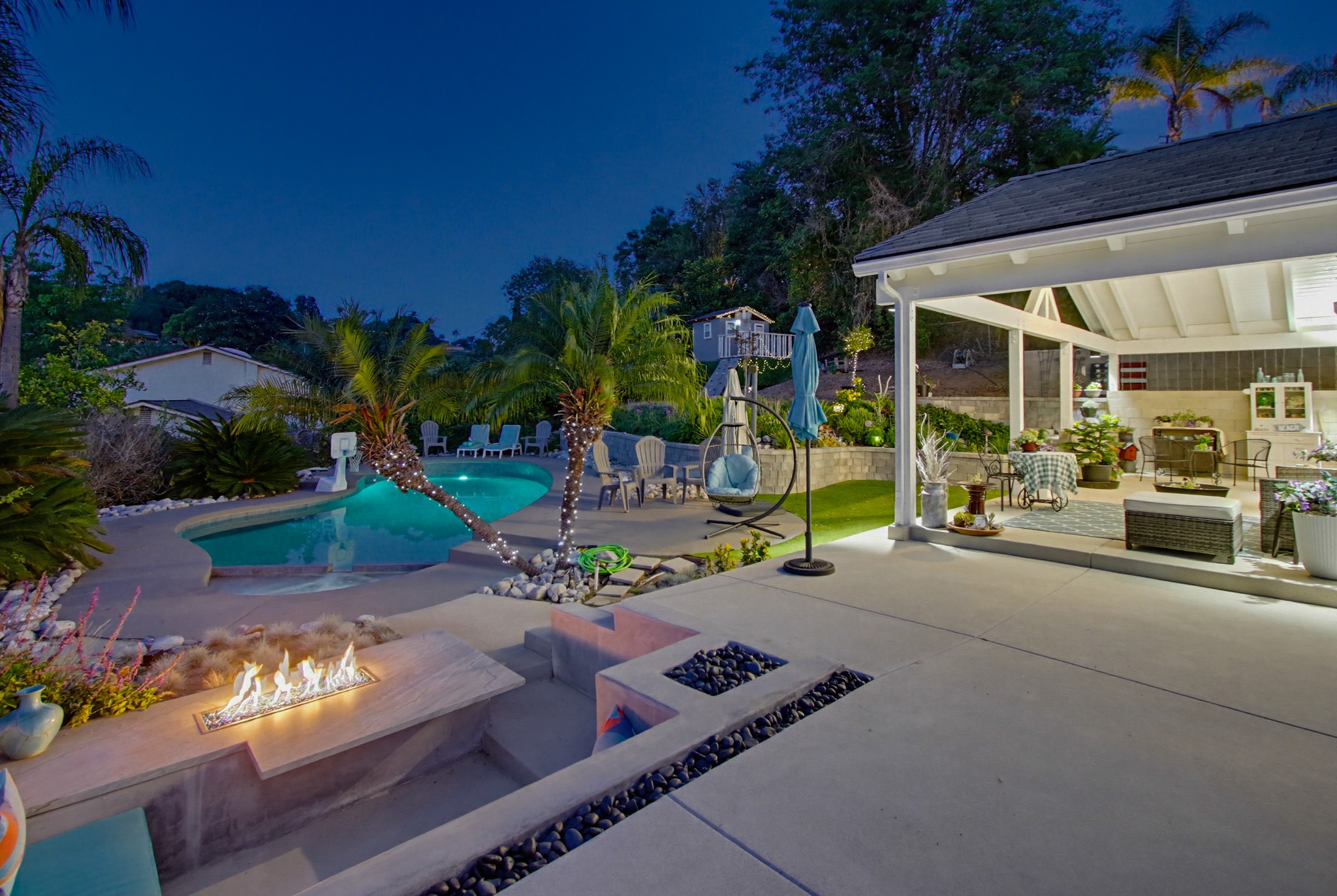 Virtual tour photo 13 of 160 for 1664 Alta Vista Dr
