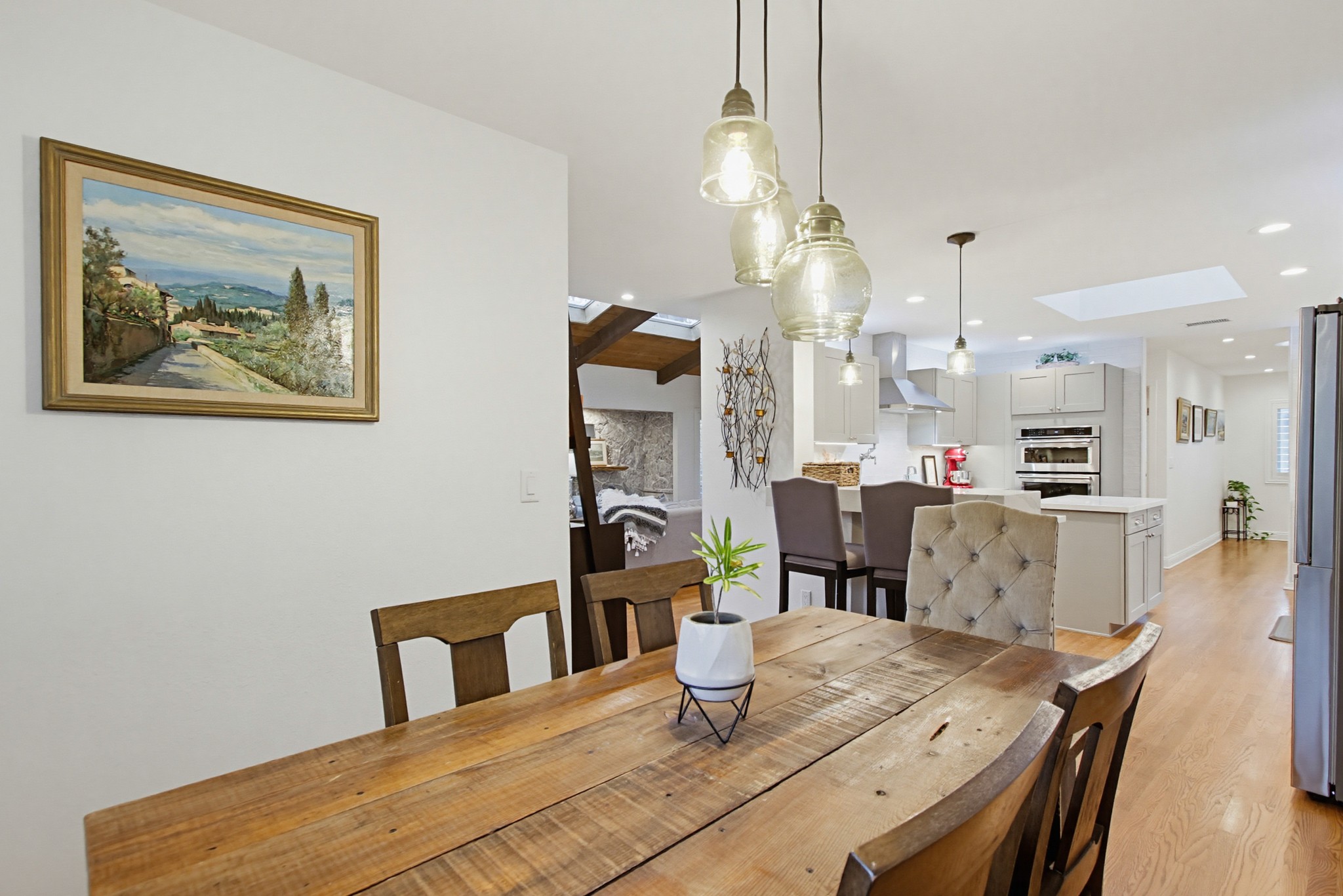 Virtual tour photo 36 of 160 for 1664 Alta Vista Dr