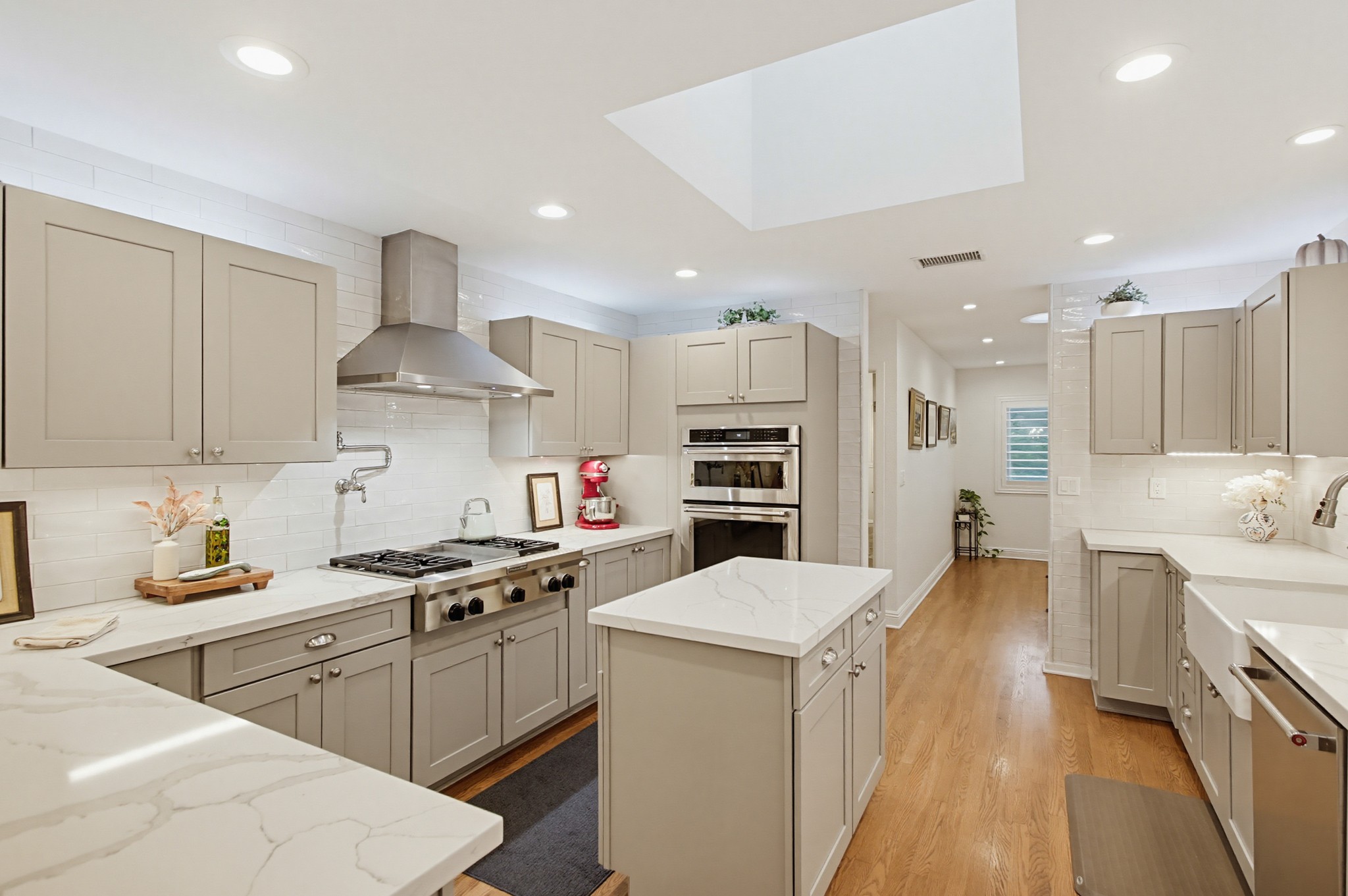 Virtual tour photo 38 of 160 for 1664 Alta Vista Dr