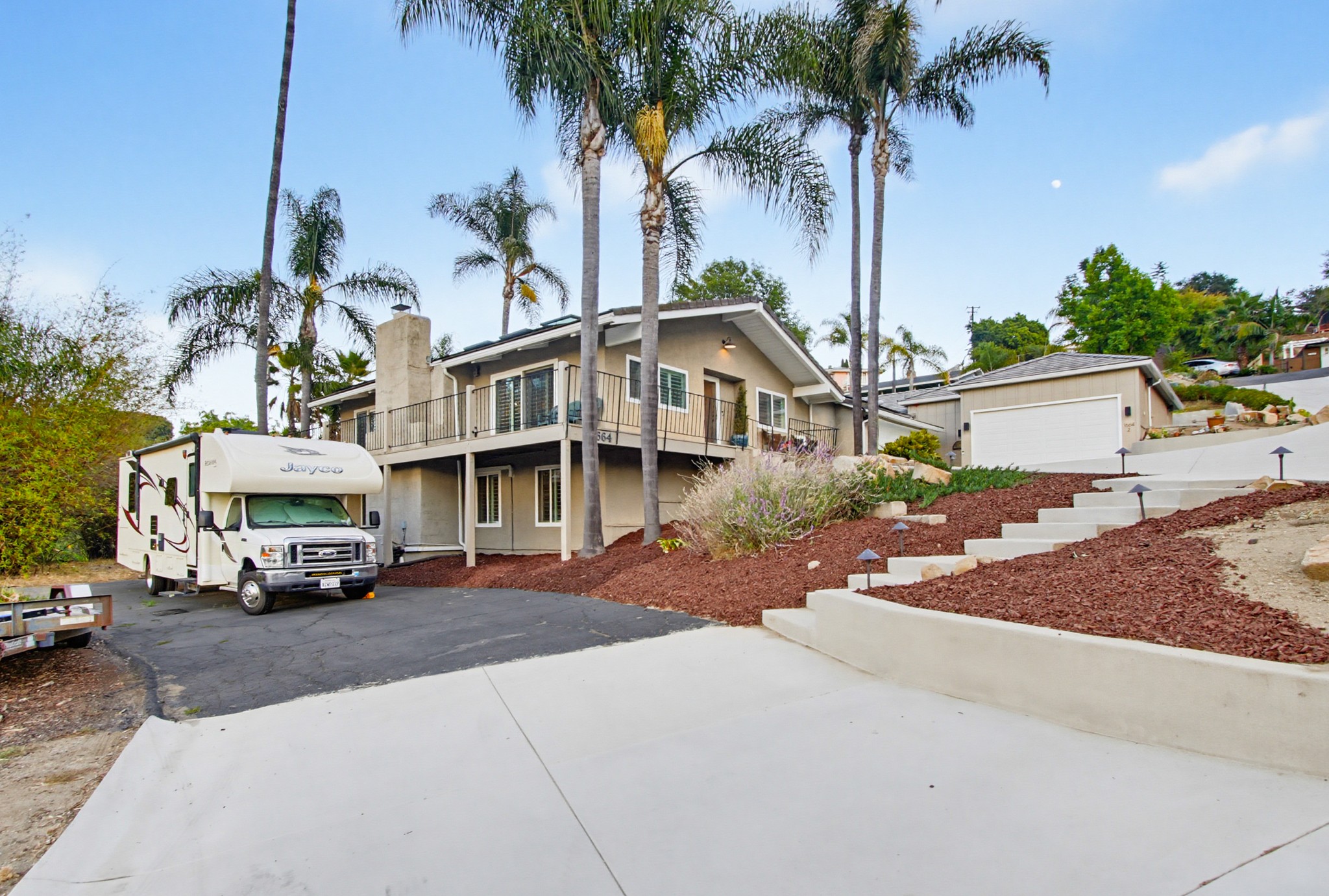 Virtual tour photo 90 of 160 for 1664 Alta Vista Dr
