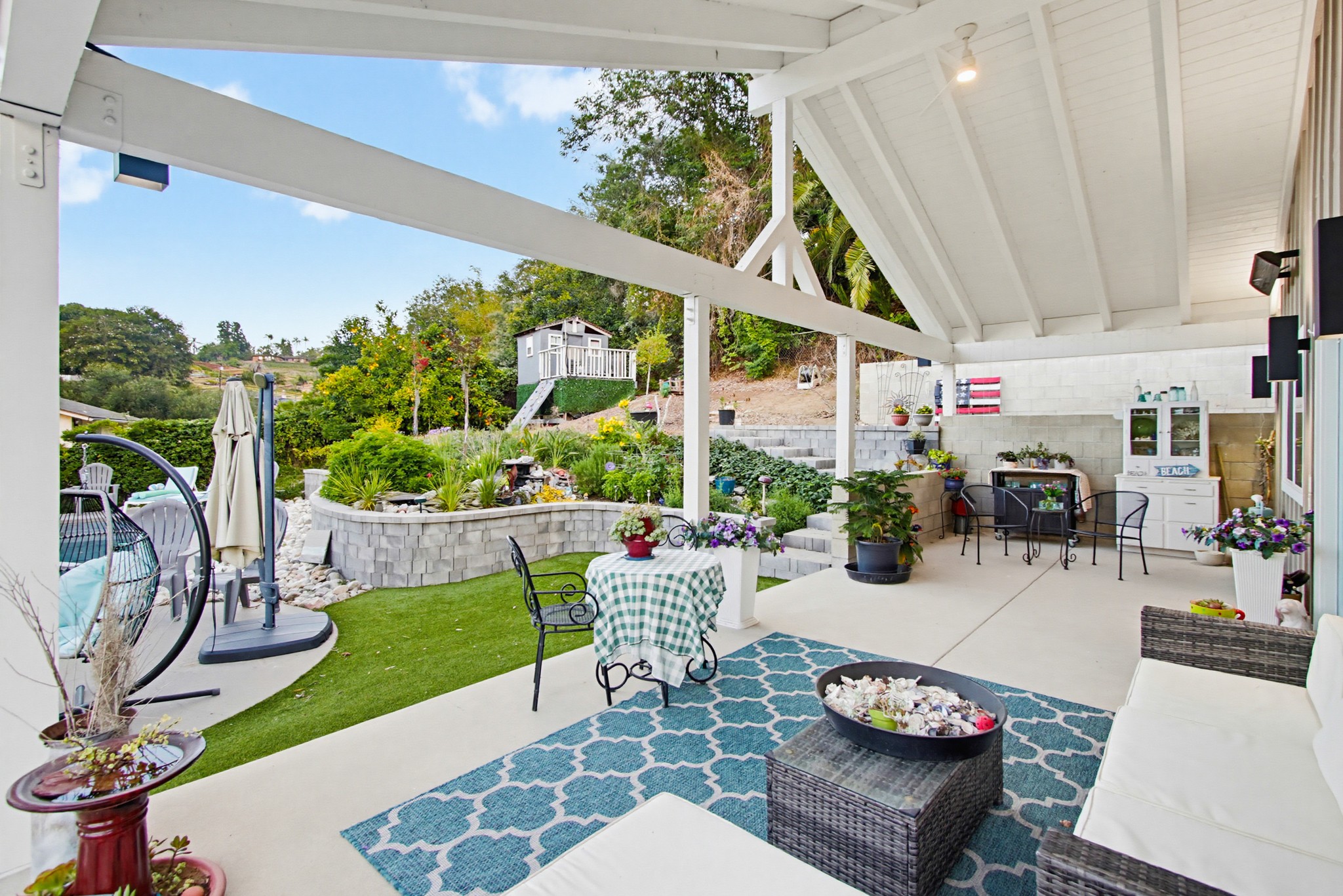 Virtual tour photo 104 of 160 for 1664 Alta Vista Dr