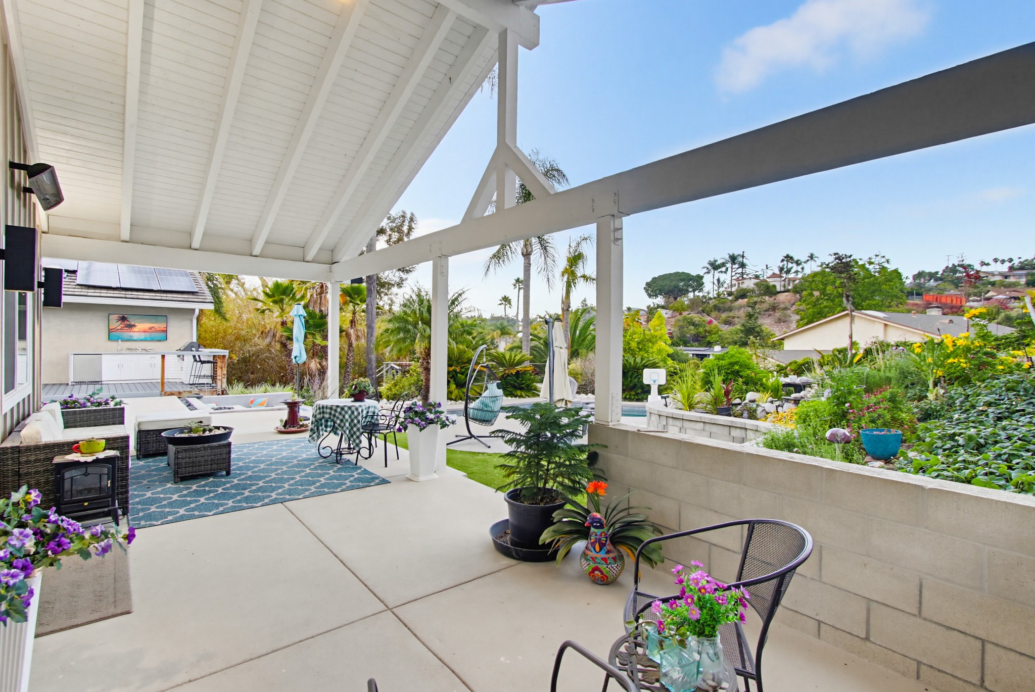Virtual tour photo 105 of 160 for 1664 Alta Vista Dr