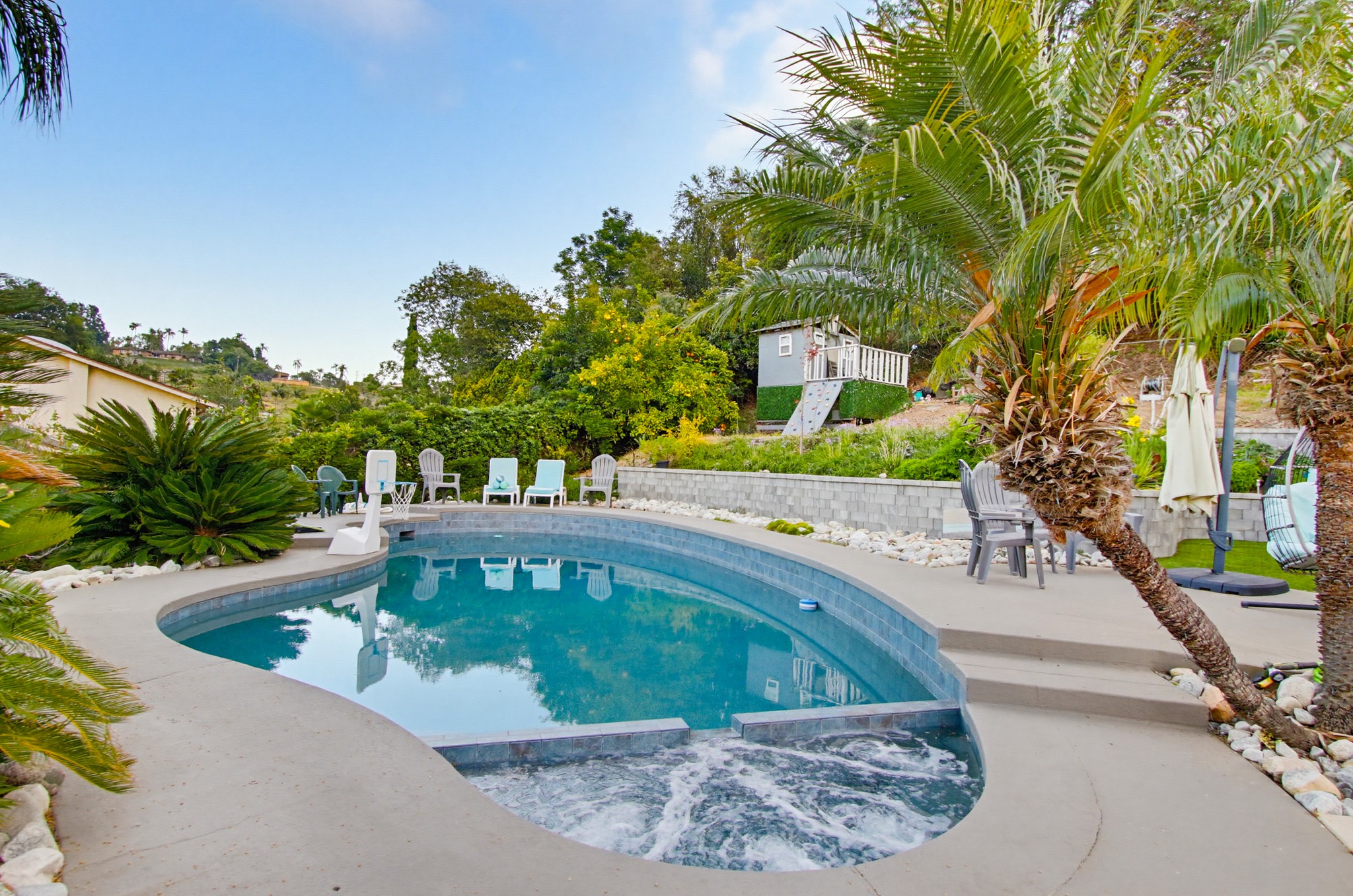 Virtual tour photo 111 of 160 for 1664 Alta Vista Dr