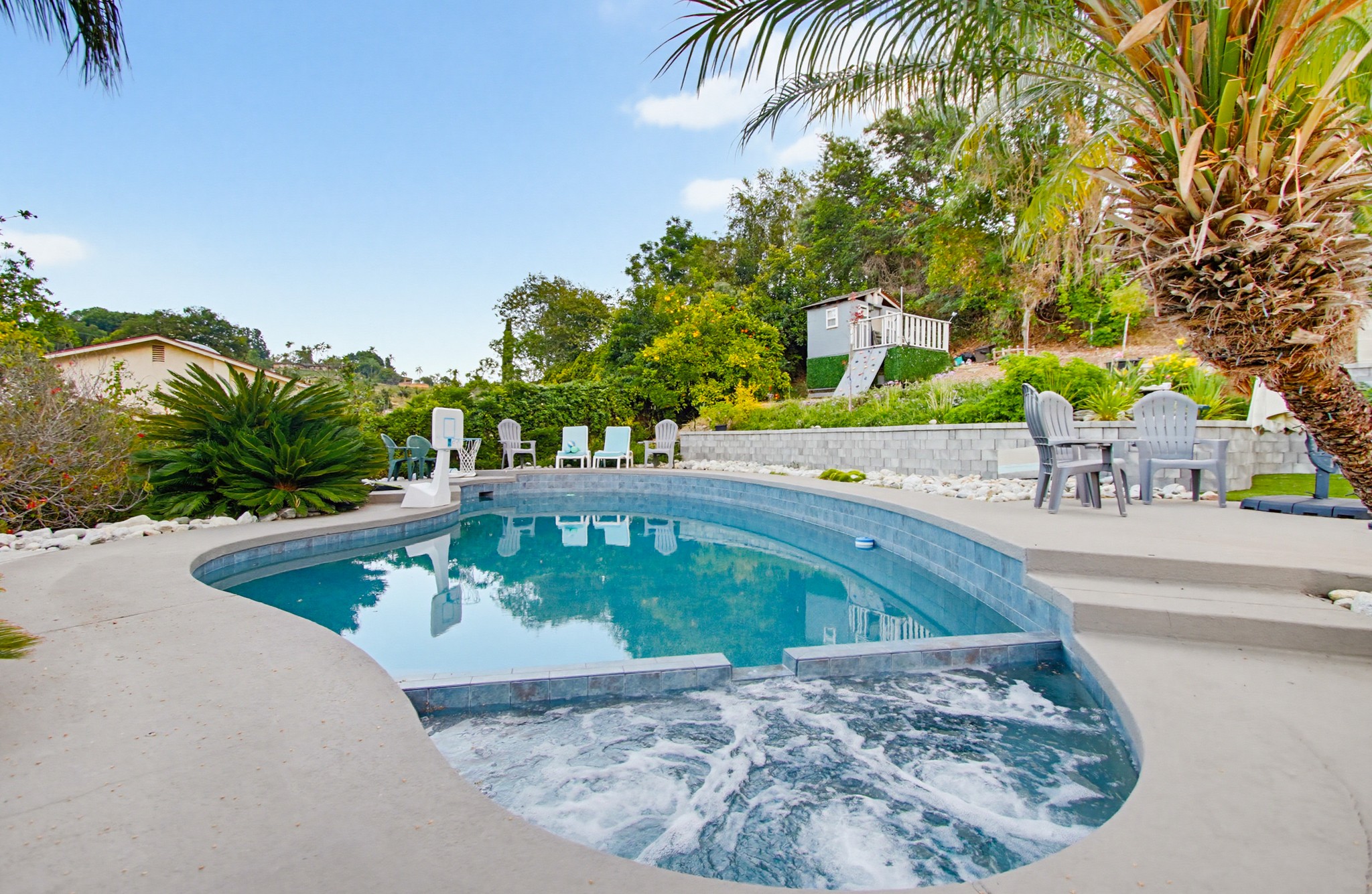 Virtual tour photo 112 of 160 for 1664 Alta Vista Dr
