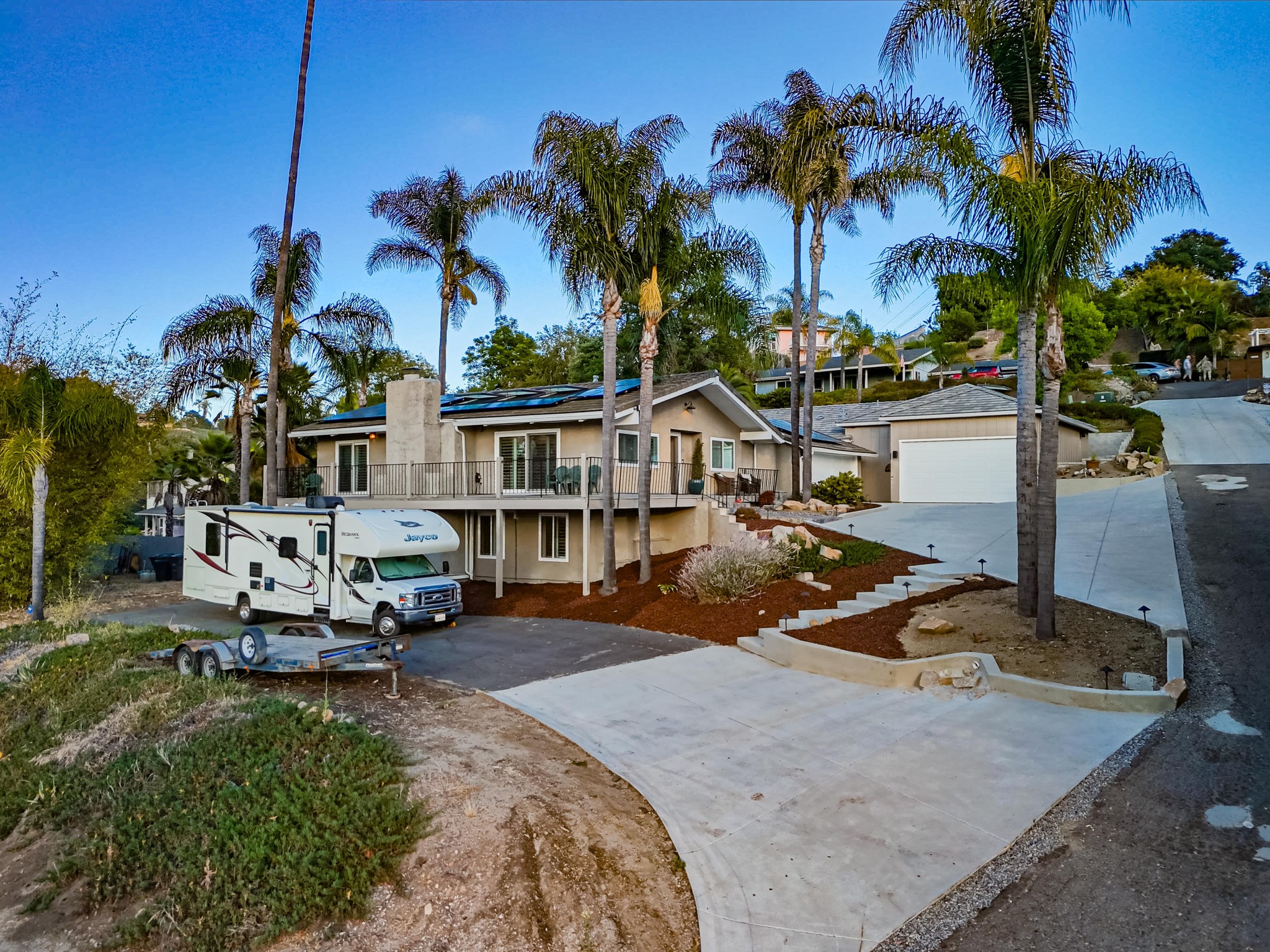 Virtual tour photo 5 of 39 for 1664 Alta Vista Dr