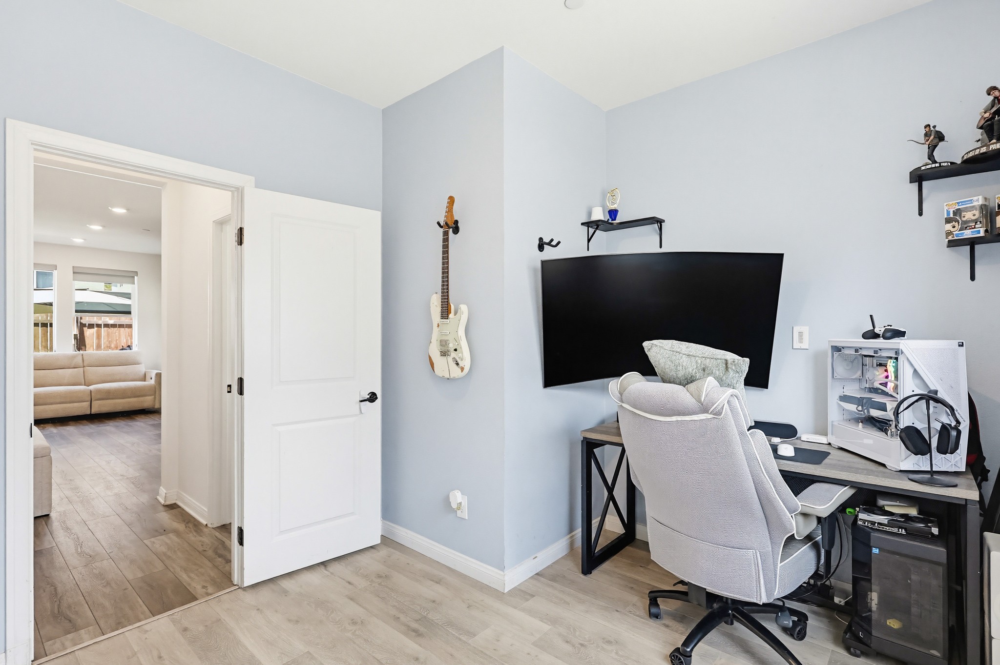 Virtual tour photo 26 of 71 for 1664 Whitmore Lp