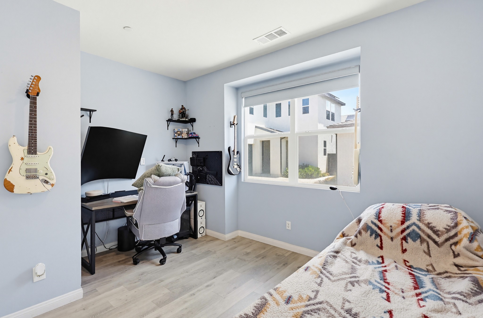 Virtual tour photo 27 of 71 for 1664 Whitmore Lp