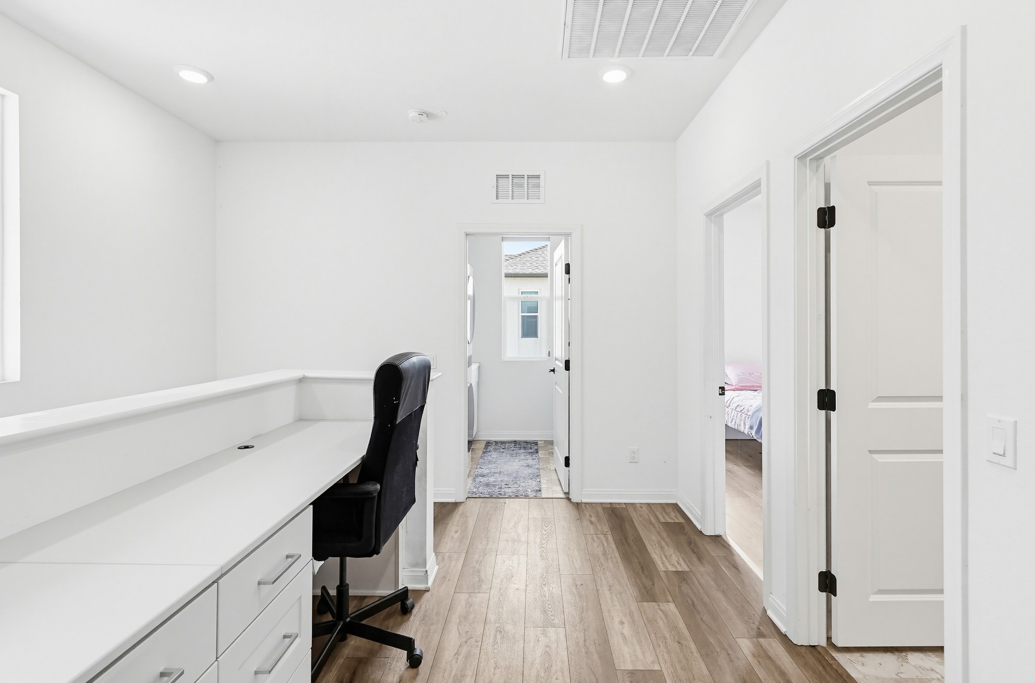 Virtual tour photo 35 of 71 for 1664 Whitmore Lp
