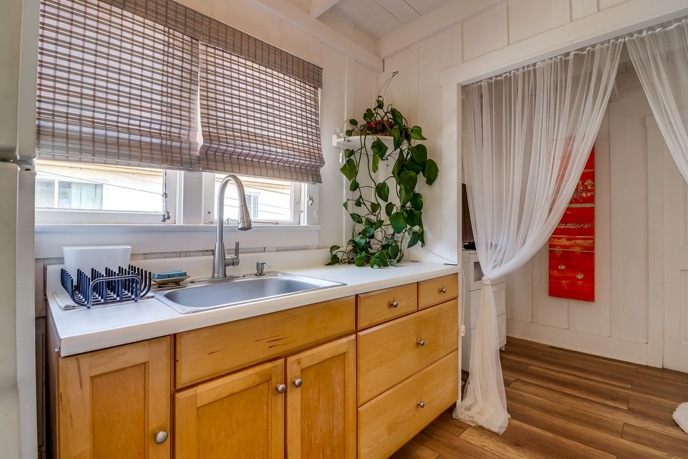 Virtual tour photo 17 of 54 for 1665 Bacon St