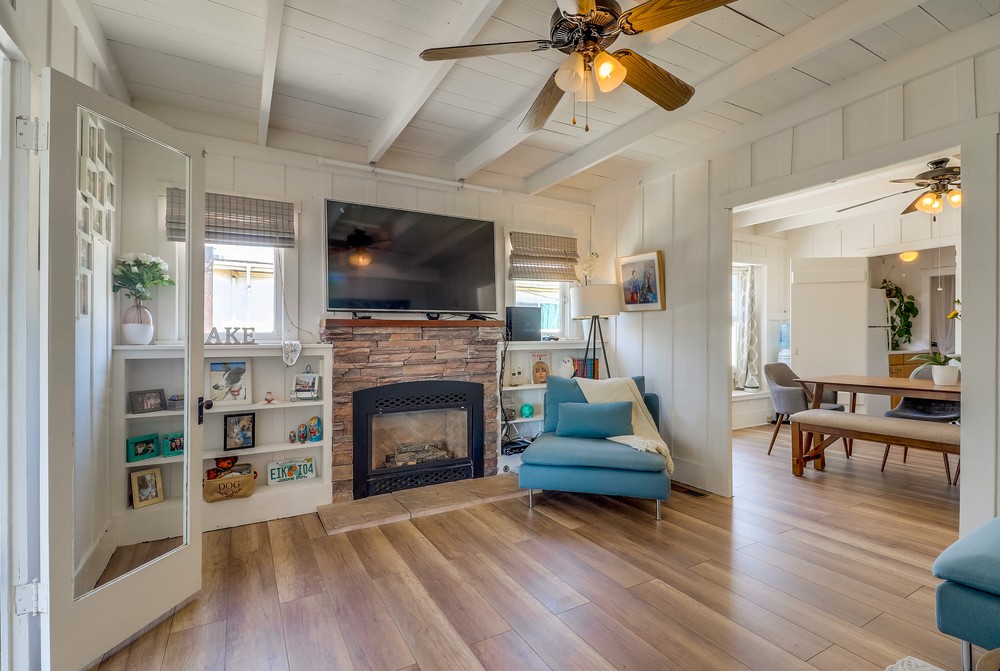 Virtual tour photo 27 of 54 for 1665 Bacon St