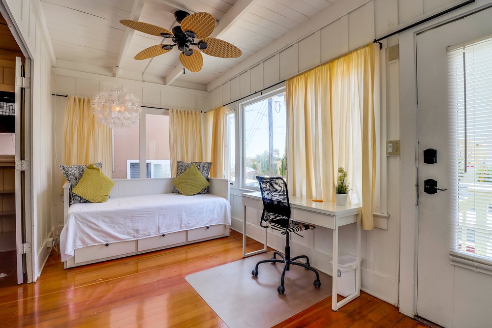 Virtual tour photo 45 of 54 for 1665 Bacon St