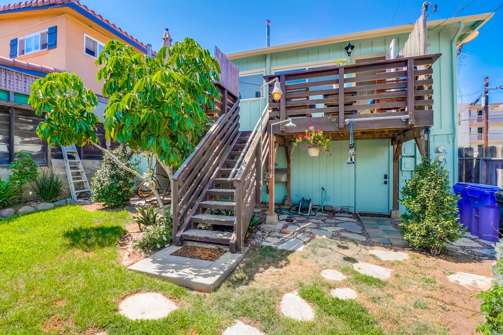 Virtual tour photo 51 of 54 for 1665 Bacon St