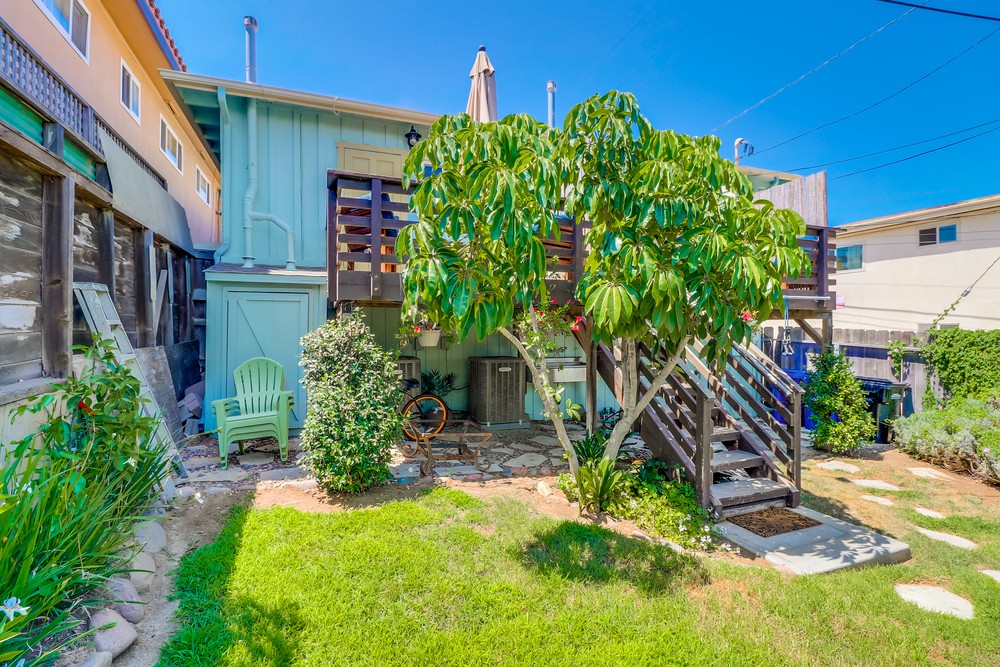 Virtual tour photo 52 of 54 for 1665 Bacon St