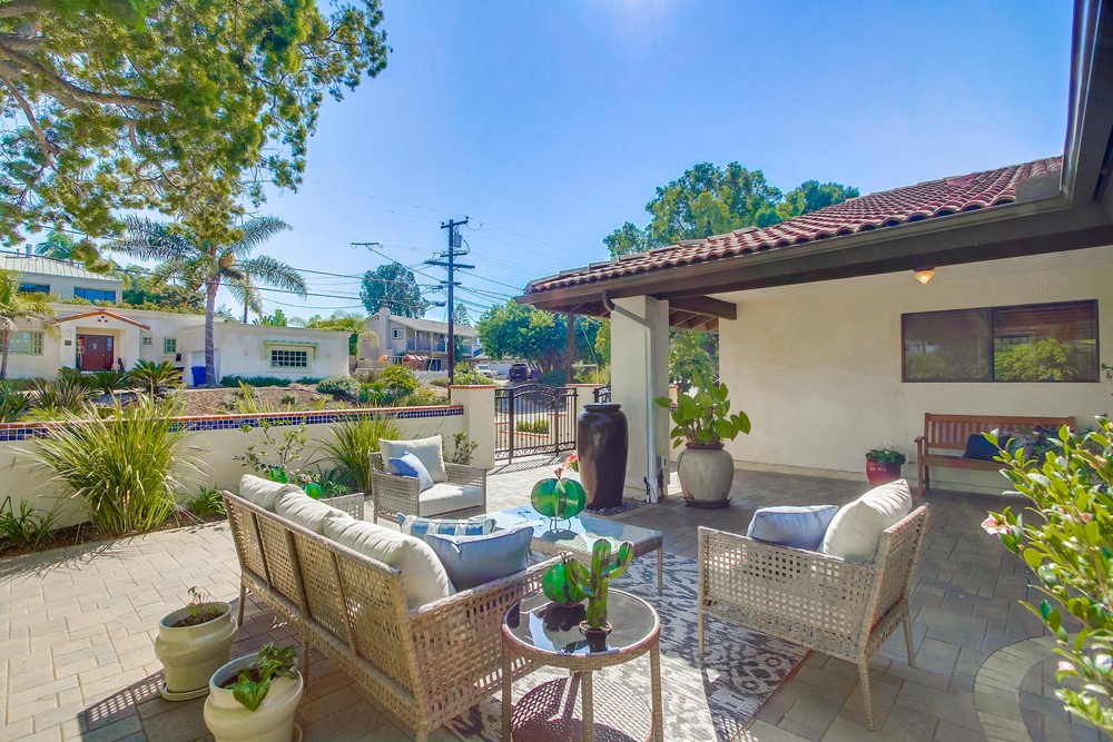 Virtual tour photo 11 of 93 for 1665 Los Altos Road
