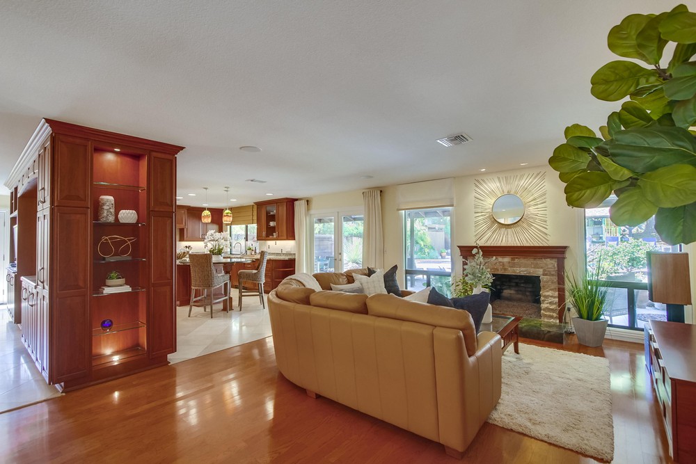 Virtual tour photo 20 of 93 for 1665 Los Altos Road