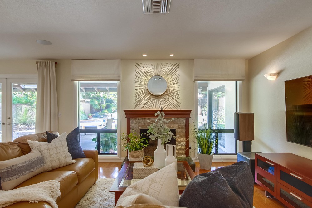 Virtual tour photo 21 of 93 for 1665 Los Altos Road