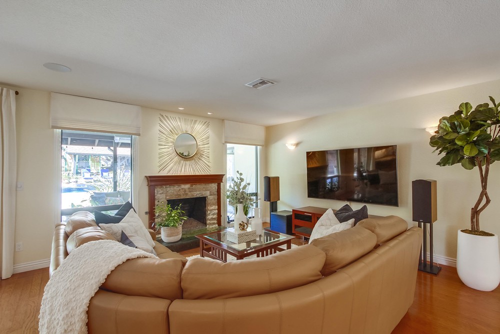 Virtual tour photo 23 of 93 for 1665 Los Altos Road